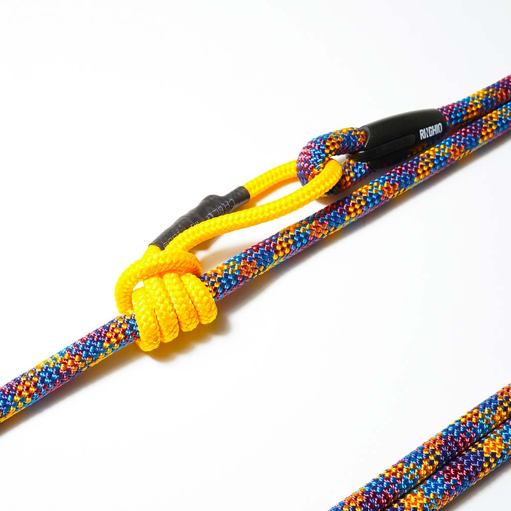 Reguleeritava pikkusega jalutusrihm (twistlock karabiiniga)